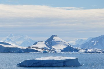 Antarctica Vincent van Zeijst